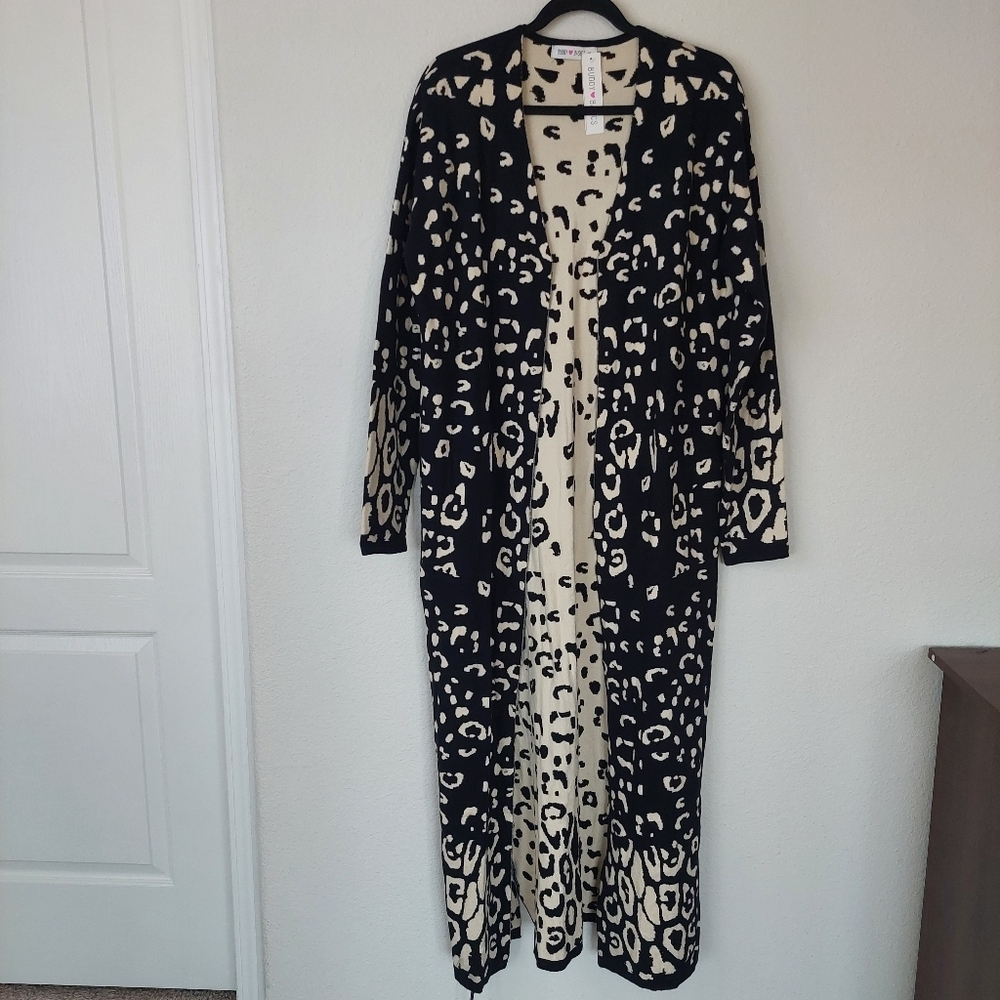 Buddy Basics Lincoln‎ Animal Print Print Black Duster Cardigan Size M/L NWT